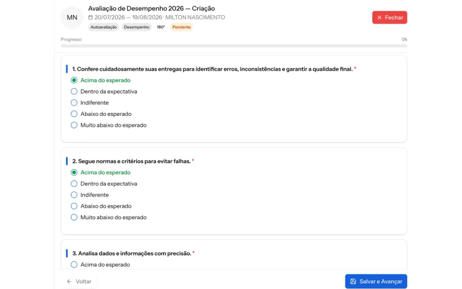 Tela de avaliação de desempenho da Deppes respondendo competências por escala, com o questionário gerado por IA